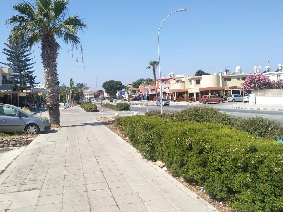 Charming Holiday Retreat Kato Paphos Apt 400M To The Beach Екстериор снимка