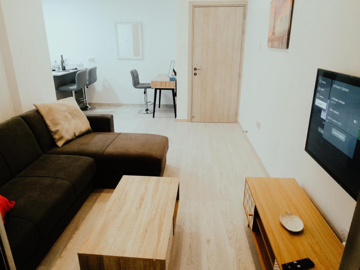 Charming Holiday Retreat Kato Paphos Apt 400M To The Beach Екстериор снимка