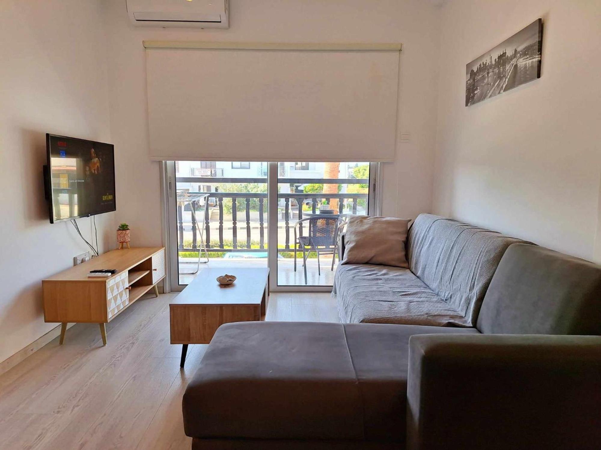 Charming Holiday Retreat Kato Paphos Apt 400M To The Beach Екстериор снимка