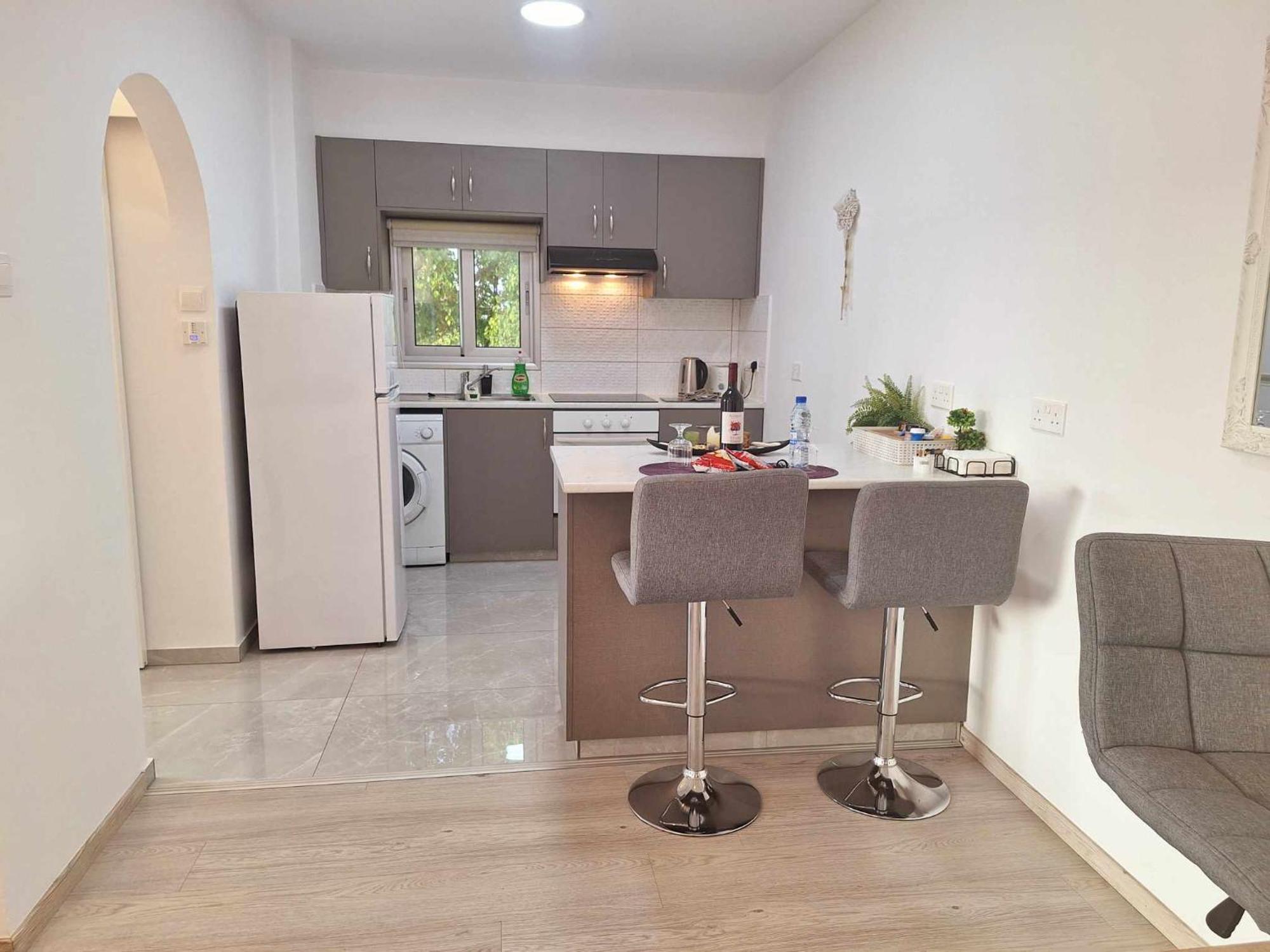 Charming Holiday Retreat Kato Paphos Apt 400M To The Beach Екстериор снимка